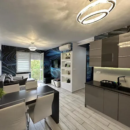 Gina Apartament *