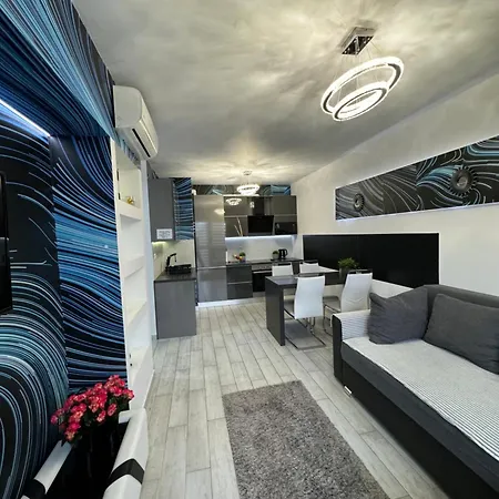 Gina Apartman